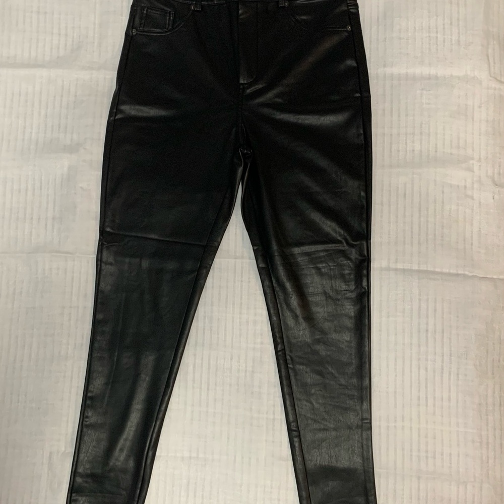 Shinestar black vegan leather skinny jeans